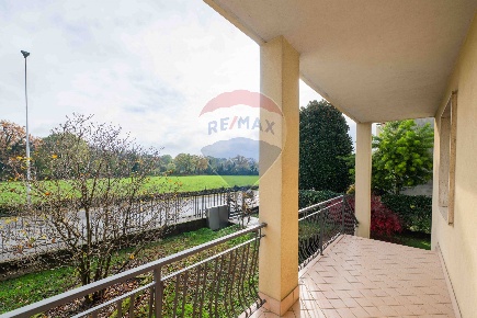 Foto Appartamento a Curno di 117 m² con 3 locali in vendita