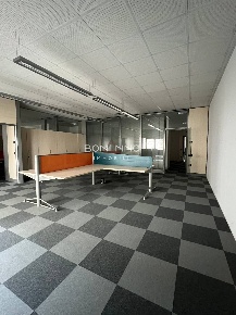 Foto Ufficio in Via Del Lavoro, Vedelago Area Artigianale Vedelago