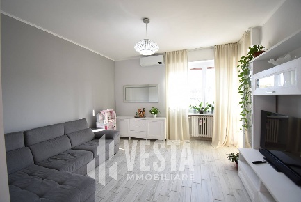 Foto Appartamento in Via Roma, Carnate di 80 m² con 3 locali in vendita