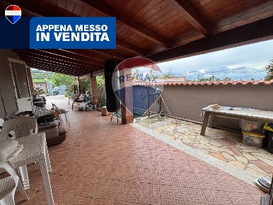 Foto Appartamento in Via Riccardo Guastella, Trappeto di 105 m² in vendita