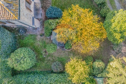 Foto Case semi ndipendenti in Strada Bassa Nuova, Parma di 345 m²