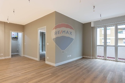 Foto Appartamento in viale diaz, Busto Arsizio Tribunale di 120 m²