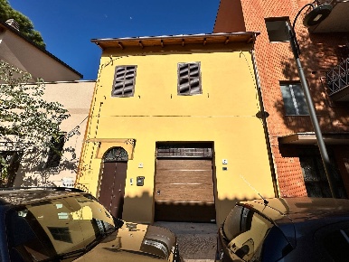 Foto Magazzino in VIA VINCENZO FEDERICI, Monterotondo di 45 m² con 1 locali