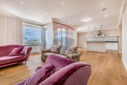 Foto Appartamento in Via Salvatore Quasimodo 40, Roma Fonte Ostiense