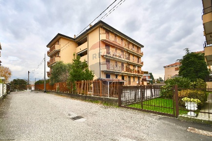 Foto Appartamento in VIA MONTE CERVINO, Busto Arsizio Beata Giuliana