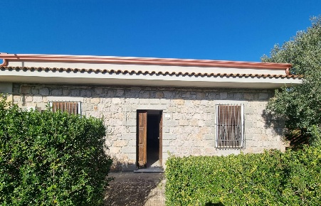 Foto Casa indipendente in Via Grazia Deledda, Nuxis Centro di 180 m²