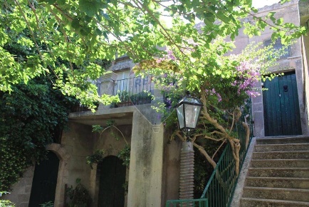 Foto Casa indipendente in Contrada Ponte, Chiaramonte Gulfi di 600 m²