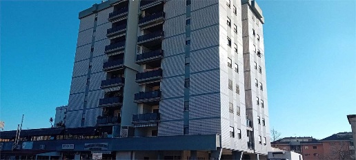 Foto Appartamento in VIA PIZZETTI 11, Latina Q4 di 100 m² con 6 locali