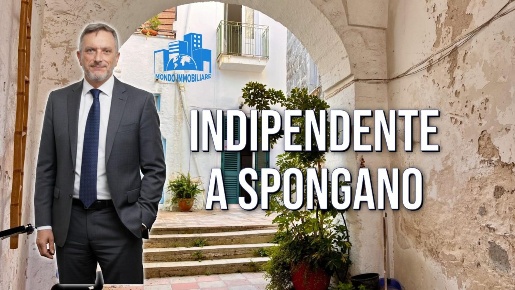 Foto Casa indipendente a Spongano di 122 m² con 5 locali in vendita