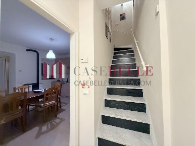 Foto Appartamento a Camaiore Camaiore Paese di 120 m² con 6 locali