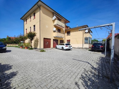 Foto Appartamento a Vecchiano Migliarino di 90 m² con 5 locali in vendita