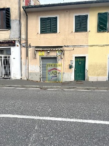 Foto Locale commerciale a Pisa Sant'Ermete - Putignano di 50 m² in vendita