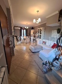 Foto Duplex in Via VERONA 10, Pomezia Maggiona - Area Produttiva di 60 m²