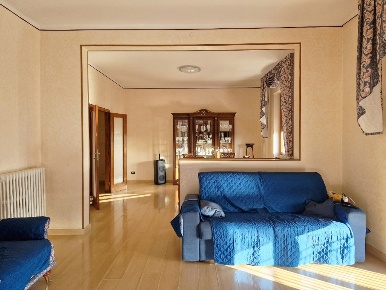 Foto Appartamento in Viale Imperatore Traiano 4 Bari, Bari di 135 m²