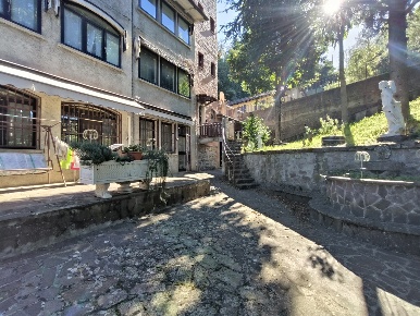 Foto Appartamento in Via setta 110, Monzuno di 70 m² con 5 locali
