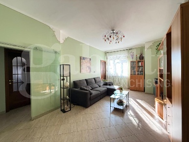 Foto Appartamento in Scali, Grugliasco Centro di 119 m² con 4 locali