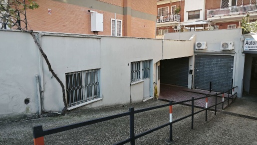 Foto Magazzino in Via delle vigne 77, Roma Trullo - Colle del Sole di 45 m²