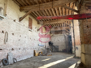 Foto Rustico in Via Rana 14, Baone di 915 m² con 6 locali in vendita