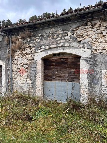 Foto Appartamento in Via Sr 83 10, Opi di 52 m² con 2 locali in vendita