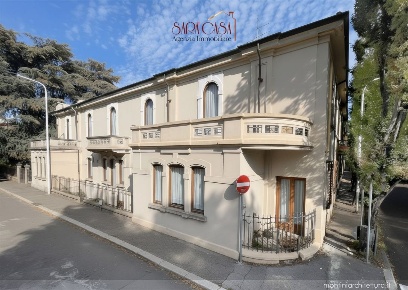 Foto Appartamento in VIA ORIANI, Faenza di 86 m² con 3 locali in vendita