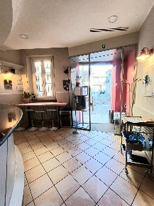 Foto Ristorante a Turate di 116 m² in vendita