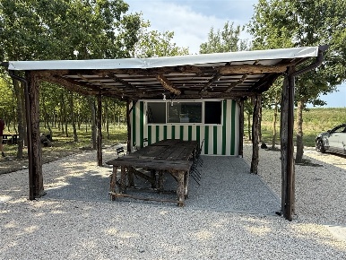 Foto Locale commerciale a Ravenna di 3000 m² con 1 locali in affitto