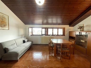 Foto Mansarde in Via Garibaldi, Jerago con Orago Centro di 70 m² in affitto