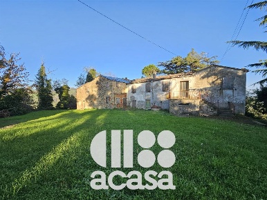 Foto Rustico a Roncofreddo Diolaguardia di 900 m² in vendita