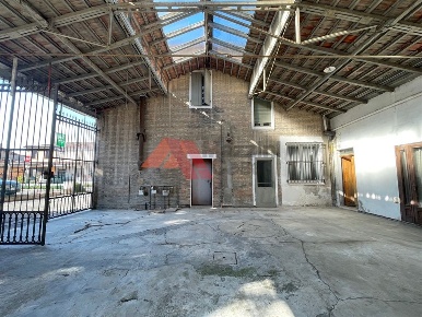 Foto Casa indipendente a Ravenna Santo Stefano - Gambellara di 343 m²