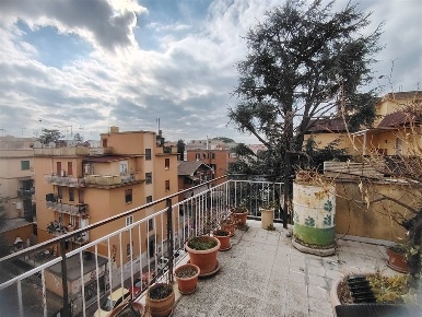 Foto Attico in Via dell'Acquedotto Paolo, Roma Torrevecchia di 130 m²