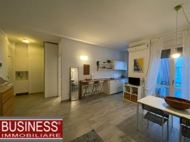 Foto Appartamento in Via Tortona, Milano Solari di 42 m² con 1 locali