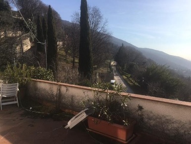 Foto Villa unifamiliare a Brescia Panoramica di 400 m² con 8 locali