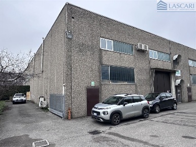 Foto Capannone industriale in Via Orio al Serio, Grassobbio di 424 m²