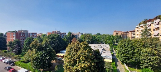 Foto Appartamento in Via Valsugana, Monza Triante di 101 m² con 3 locali