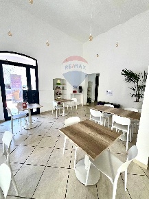 Foto Locale commerciale in via Florenzio Iaia, Conversano Centro di 130 m²