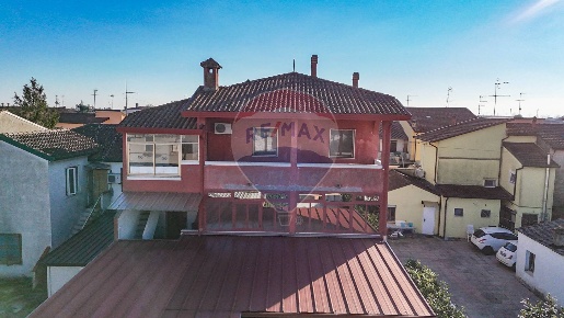 Foto Appartamento in Via Antonio Gramsci, Goro Centro di 177 m² in vendita