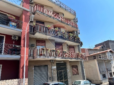 Foto Appartamento in Via San Nicolò, Misterbianco Centro di 125 m²