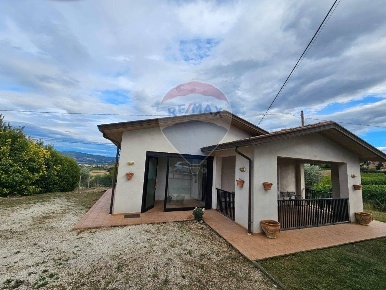 Foto Villa unifamiliare in Strada Marscianese, Marsciano di 160 m²
