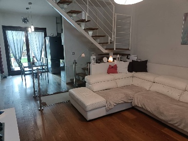 Foto Casa indipendente in VIA BOVIO, Fabriano Centro di 80 m² con 3 locali