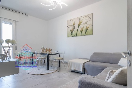 Foto Appartamento in VIA PREDOSA, Zola Predosa Zola di 85 m² con 4 locali