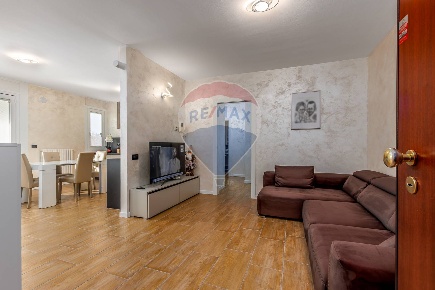 Foto Appartamento in VIA AMERIGO VESPUCCI, Grassobbio di 96 m² con 3 locali