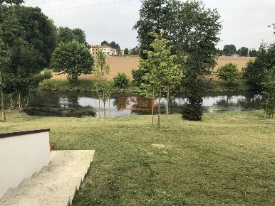 Foto Villa singola a Silea Centro di 200 m² con 9 locali in affitto