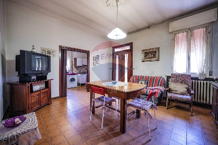 Foto Casa indipendente in Via Ruffetta, Tresignana di 265 m² con 8 locali