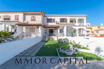 Foto Appartamento in Via Giovanni Porru, Orosei Centro di 100 m² in vendita