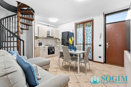 Foto Appartamento in Via Caglio, Lesmo di 65 m² con 2 locali in vendita