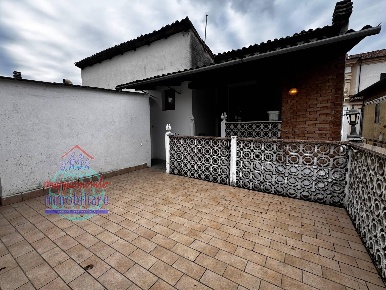 Foto Appartamento in via RIGA, Cento Renazzo di 120 m² con 3 locali