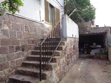 Foto Appartamento in Veneto, Carbonia Centro di 77 m² con 5 locali