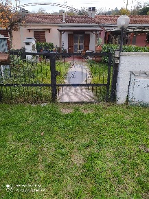 Foto Case semi ndipendenti in Località Villarosa, Castel Focognano Rassina