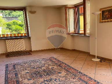 Foto Appartamento in san giorgio, Cremeno Centro di 180 m² con 4 locali
