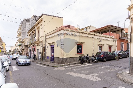 Foto Locale commerciale in Via Del Bosco, Catania Barriera - Leucatia